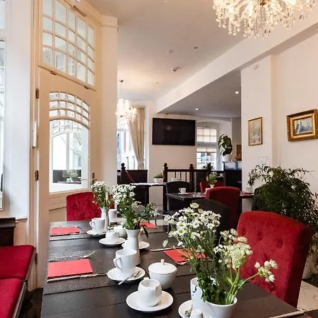 Haus Maximilian Гостевой дом