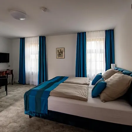 Haus Maximilian Pensión 4*